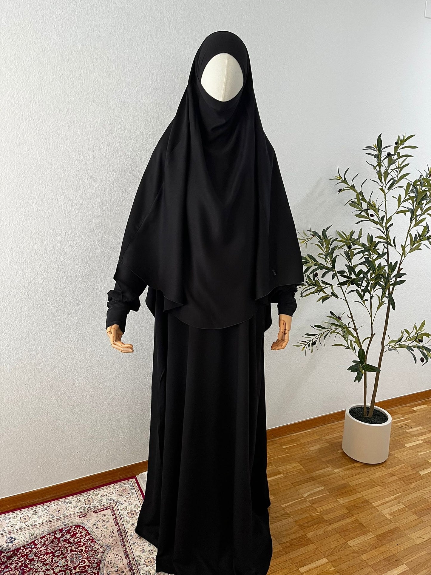 Schwarzes Baumwollset Abaya A-Linie und Standard Khimar